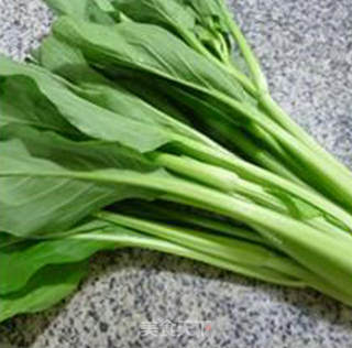 开洋油菜蕻炒年糕的做法步骤：3