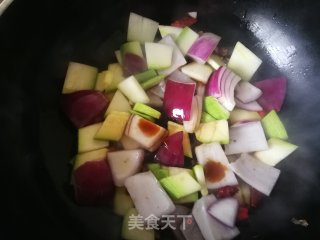 夏瓜炒洋葱的做法步骤：8