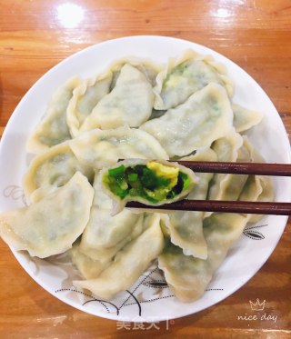 韭菜鸡蛋粉丝虾皮素饺子的做法步骤：9