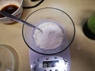 菠菜斑马纹酸奶蛋糕的做法步骤：4