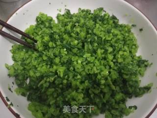 猪肉茼蒿馅汤饺的做法步骤：1