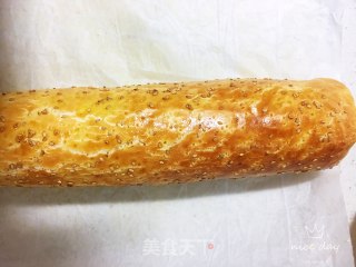 沙拉肉松面包卷的做法步骤：13