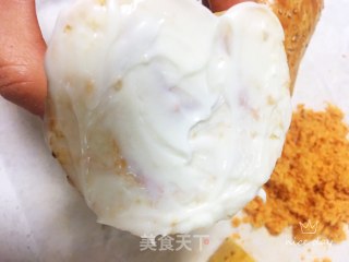 沙拉肉松面包卷的做法步骤：15