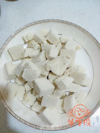 鸡蛋煎馒头的做法步骤：1