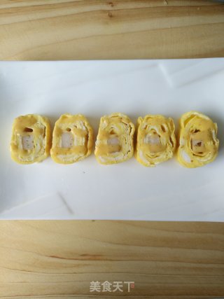 虾糕鸡蛋卷的做法步骤：7
