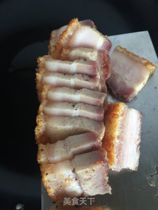 胡萝卜土豆炒烧肉的做法步骤：4