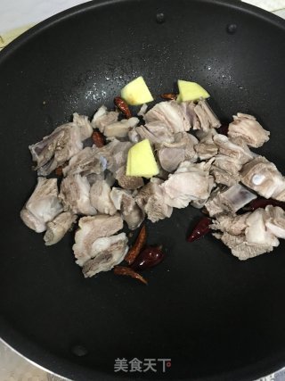 羊肉粉丝煲的做法步骤：6