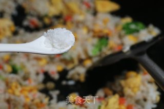 圣诞花环炒饭的做法步骤：8
