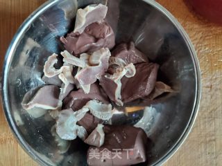鸭血粉丝汤的做法步骤：3