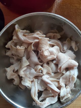 鸭血粉丝汤的做法步骤：4