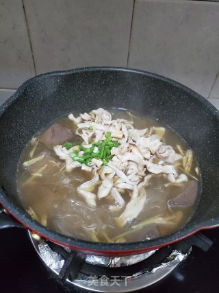 鸭血粉丝汤的做法步骤：11