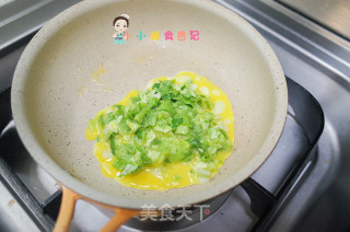 9个月以上鸡蛋炒青菜的做法步骤：4