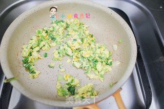 9个月以上鸡蛋炒青菜的做法步骤：5