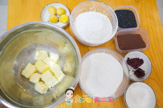36个月以上可可、芝麻、蔓越莓、原味玛格丽特饼干的做法步骤：1