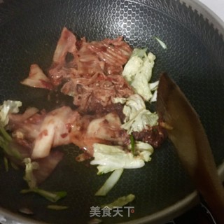 辣白菜炒长腿蛸的做法步骤：10