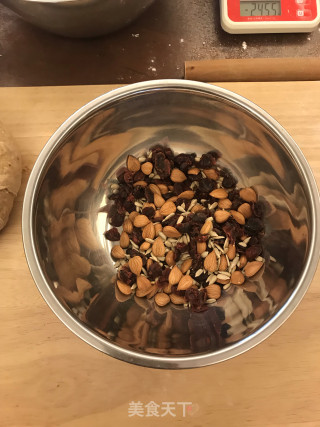 圣诞花环面包的做法步骤：7