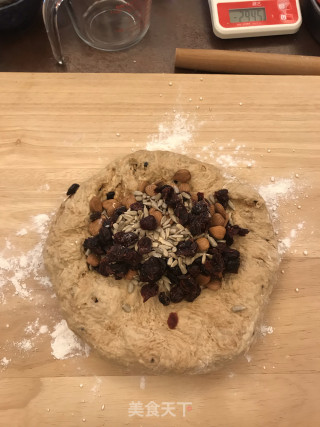 圣诞花环面包的做法步骤：8