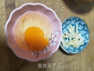 豆苗鸡蛋汤的做法步骤：2
