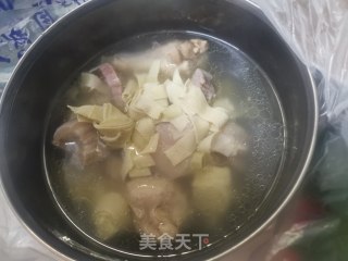 咸肉炖五花肉和鸡翅根的做法步骤：14
