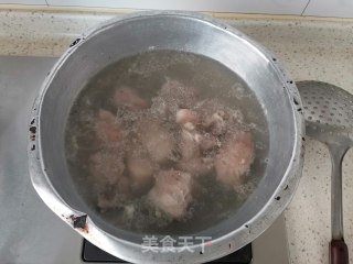 干豆角炖排骨的做法步骤：2