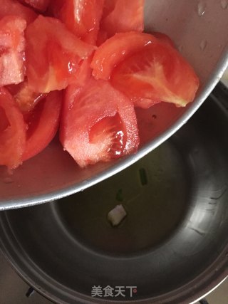 蕃茄鸡蛋手擀面的做法步骤：7