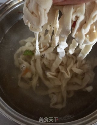 蕃茄鸡蛋手擀面的做法步骤：10