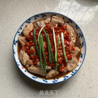 剁椒蒸鸡翅的做法步骤：3