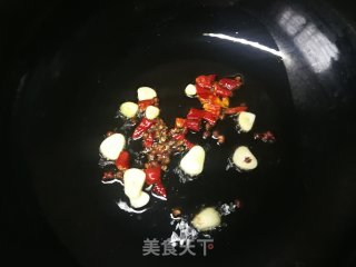 清炒黄豆芽的做法步骤：2