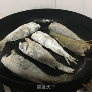 干煎小黄花的做法步骤：10