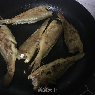 干煎小黄花的做法步骤：13