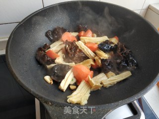 腐竹焖香菇的做法步骤：7