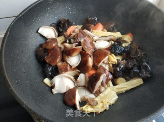 腐竹焖香菇的做法步骤：8