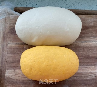 小猪豆沙包的做法步骤：6