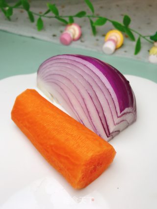 杂蔬早餐饼的做法步骤：1