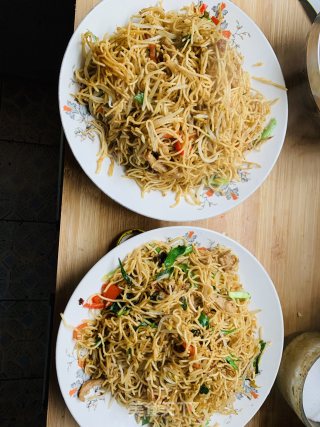 洛阳孜然炒面的做法步骤：2