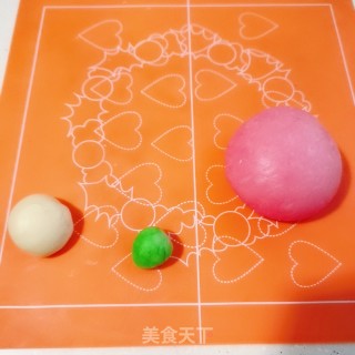 圣诞袜子馒头的做法步骤：5