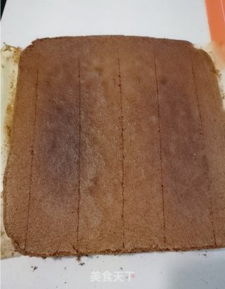 树桩蛋糕卷的做法步骤：13