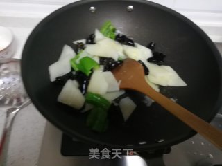 炒时蔬的做法步骤：5
