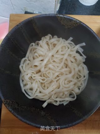 香菇虾米汤面的做法步骤：10