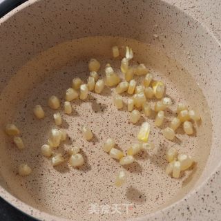 玉米红薯泥的做法步骤：3