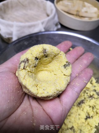 葡萄干玉米窝头的做法步骤：5