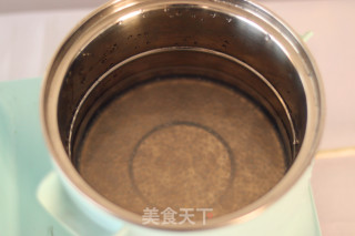 芋泥西米鲜奶露的做法步骤：1