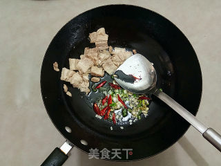 肉片炒儿菜的做法步骤：5