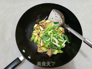 肉片炒儿菜的做法步骤：7
