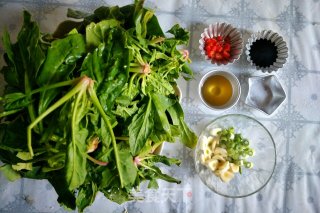 菠菜圣诞树的做法步骤：1