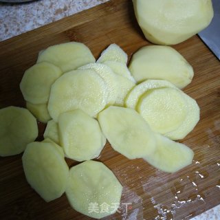 小炒琅琊土豆条的做法步骤：1
