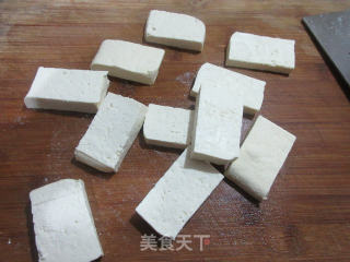 鸡蛋抱老豆腐的做法步骤：2