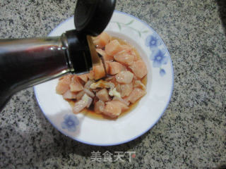 彩椒炒鸡胸肉的做法步骤：4