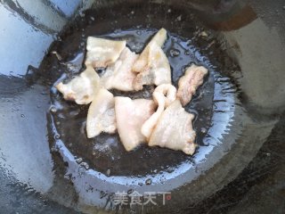 五花肉炒鲜海带的做法步骤：4