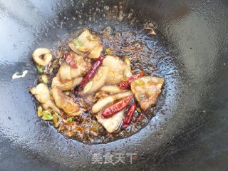 五花肉炒鲜海带的做法步骤：6